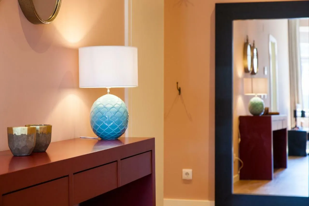 Joivy Sublime 2Br Apt On Restauradores Square Nearby Rossio Station Lisbon Apartment