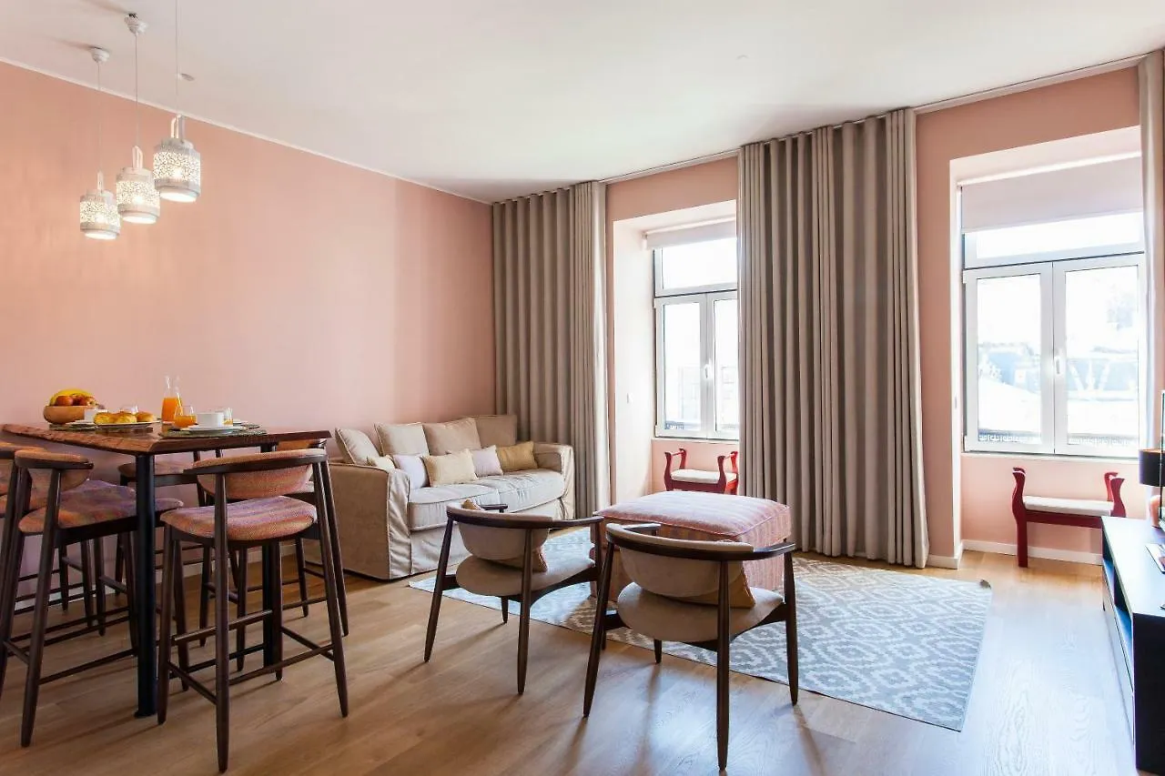 Joivy Sublime 2Br Apt On Restauradores Square Nearby Rossio Station Lisbon Apartment