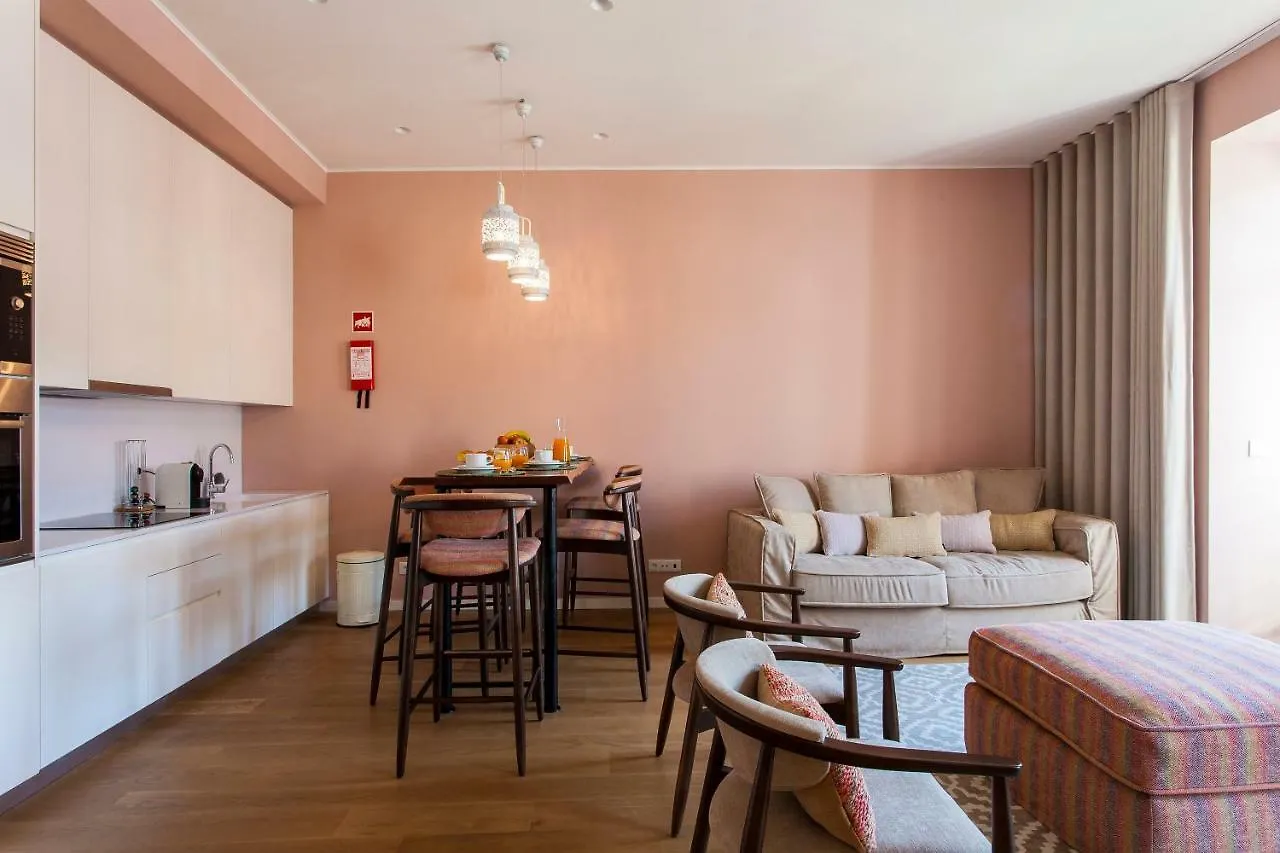 Joivy Sublime 2Br Apt On Restauradores Square Nearby Rossio Station Lisbon